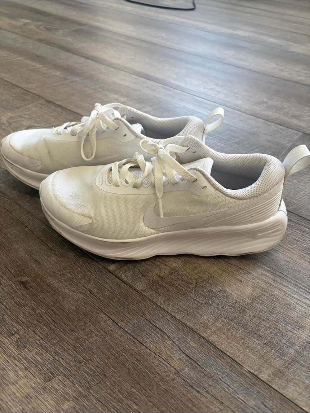 Nike Women's White Athletic Lace-Up Sneakers